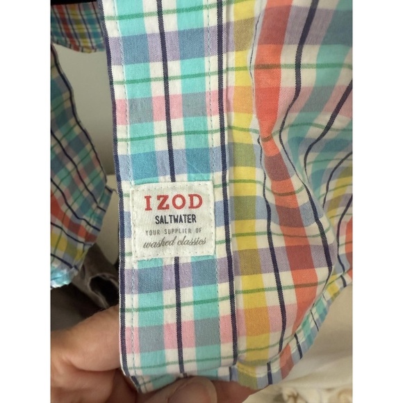 IZOD Saltwater Mens Shirt Size XL Buttondown 100 Cotton Coastal Style - Picture 3 of 6